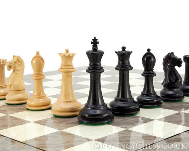 Ensemble d'Échecs Oxford en Loupe de Frêne – Image 5